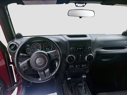 Used 2012 Jeep Wrangler Unlimited Sport AWD/4WD image 19