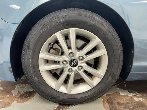 Used 2016 Hyundai Sonata SE FWD image 26