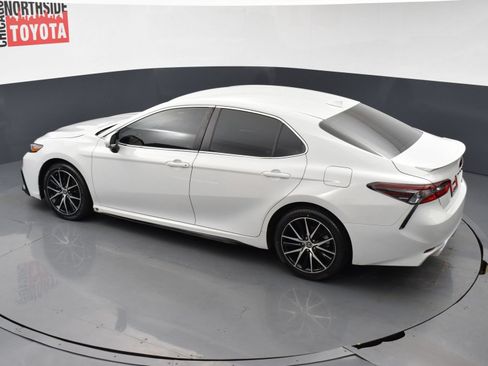 Used 2024 Toyota Camry SE FWD image 19