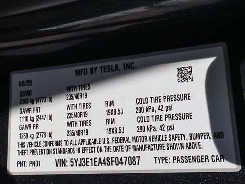 Used 2025 Tesla Model 3 Long Range RWD image 53