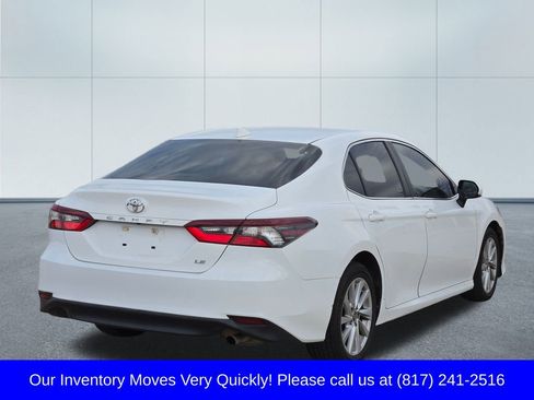Used 2021 Toyota Camry LE w/ Carpet Mat Package (TMS) image 4