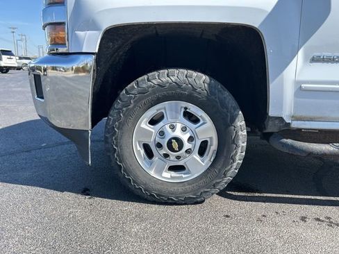 Used 2018 Chevrolet Silverado 2500 LT w/ LT Fleet Convenience Package image 11