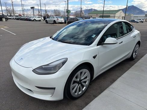 Used 2022 Tesla Model 3 Long Range image 3