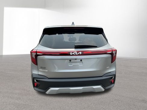 Certified 2024 Kia Seltos LX AWD/4WD image 4