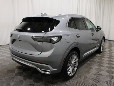Used 2025 Buick Envision Avenir AWD/4WD image 35