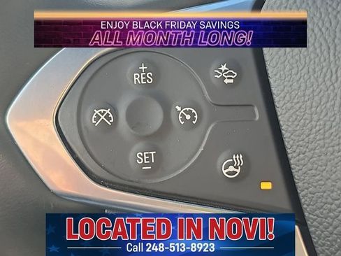 Used 2023 Chevrolet Traverse LT w/ LT Premium Package image 25