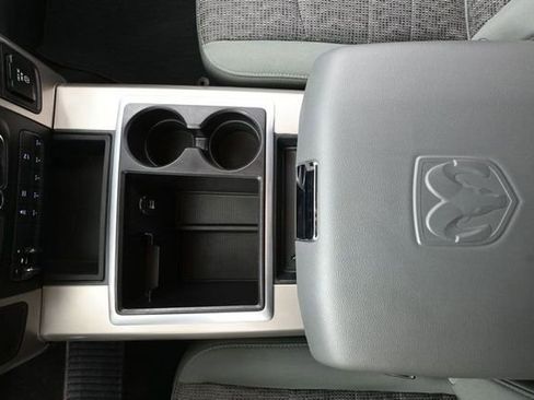 Used 2015 RAM 2500 Big Horn image 36