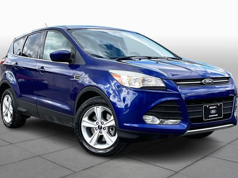 Used 2014 Ford Escape SE image 3