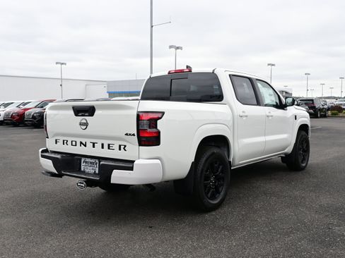 New 2026 Nissan Frontier SV w/ Tow Package image 8