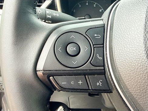 Used 2024 Toyota Corolla SE FWD image 35