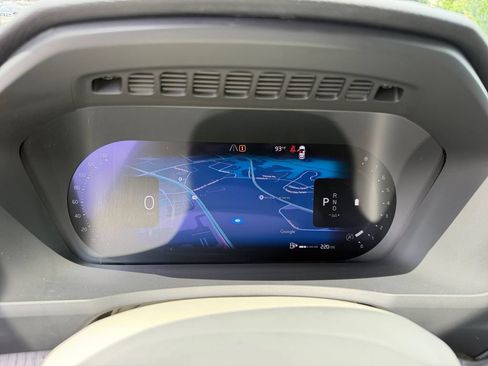 Certified 2024 Volvo XC90 B6 Plus AWD/4WD image 24
