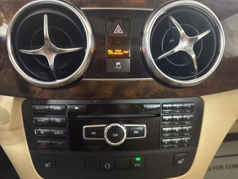 Used 2013 Mercedes-Benz GLK 350 4MATIC image 14
