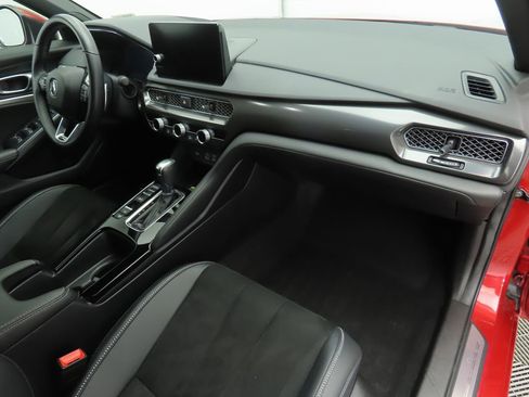 Used 2024 Acura Integra A-Spec image 17