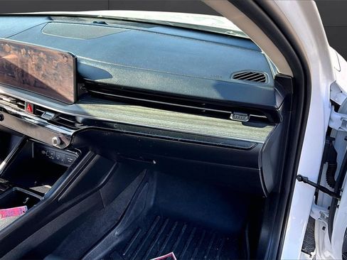 Used 2025 Kia K5 EX image 16