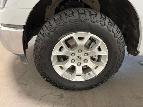 Used 2023 Ford F150 XLT AWD/4WD image 28
