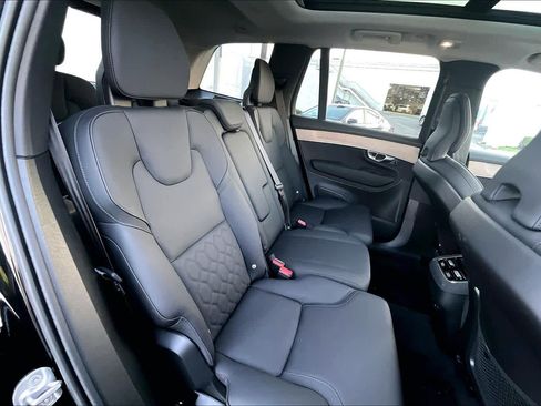 Used 2026 Volvo XC90 B5 Core image 20