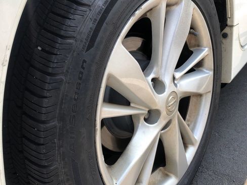 Used 2013 Nissan Altima 2.5 SV FWD image 3