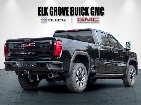 New 2026 GMC Sierra 2500 Denali w/ Denali Reserve Package image 4