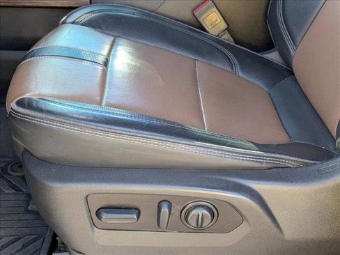 Used 2022 Chevrolet Silverado 3500 High Country w/ Safety Package II image 15