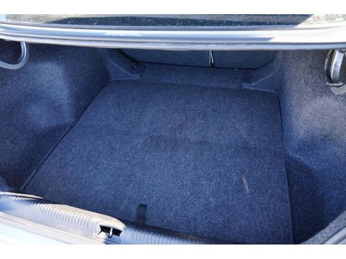 Used 2016 Chrysler 200 Limited image 26