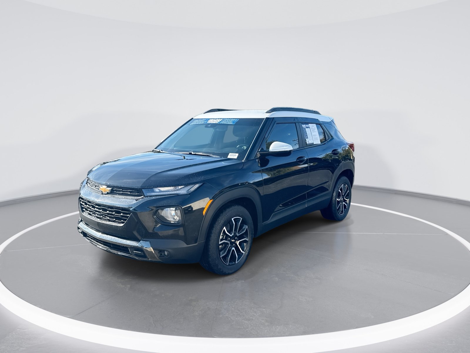 Used 2023 Chevrolet TrailBlazer ACTIV w/ Convenience Package FWD image 5