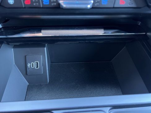 New 2025 Ford F150 Lariat w/ Equipment Group 501A Mid image 17