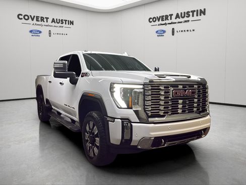 Used 2024 GMC Sierra 2500 Denali w/ Technology Package image 7