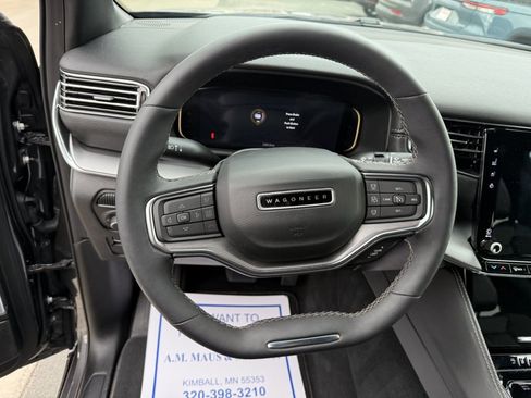 Used 2023 Jeep Wagoneer Series II image 22