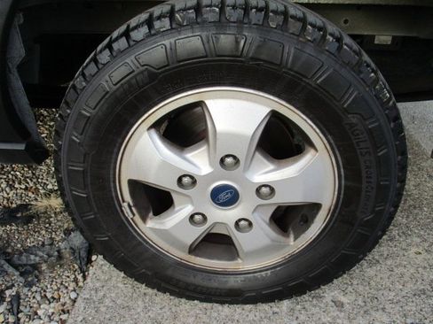 Used 2019 Ford Transit 250 130 Low Roof image 24