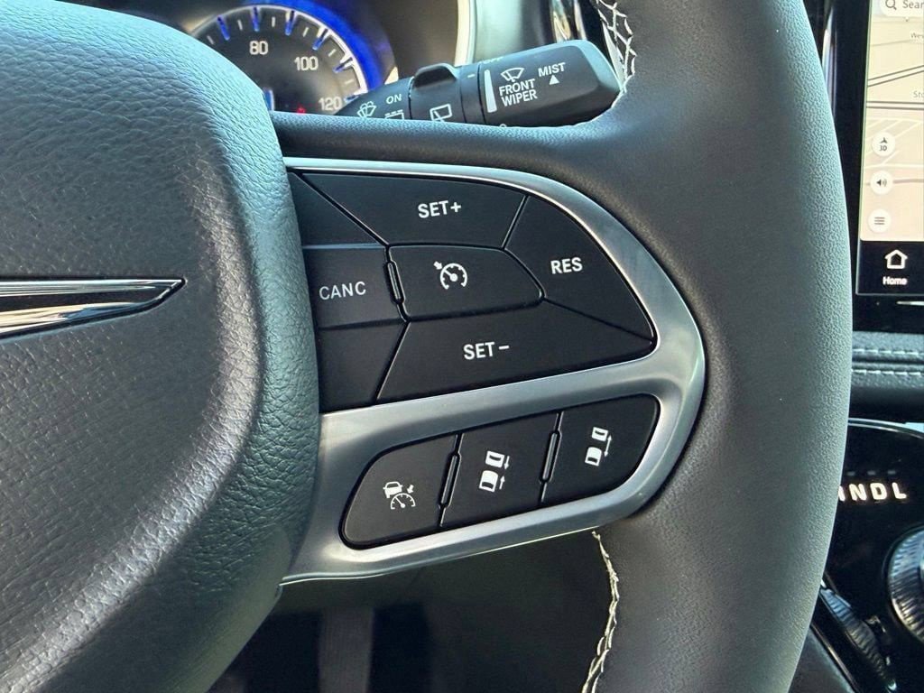 New 2026 Chrysler Pacifica Select FWD image 14
