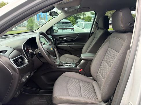 Used 2019 Chevrolet Equinox LT FWD image 9