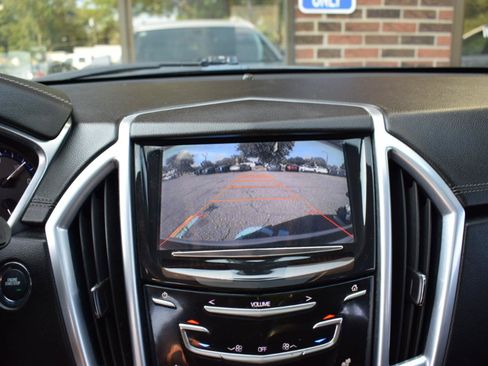 Used 2014 Cadillac SRX Luxury AWD/4WD image 22