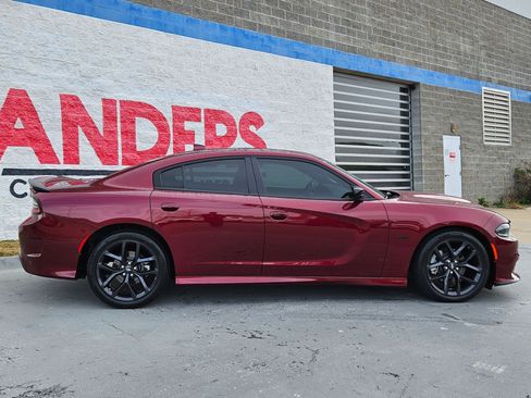 Used 2023 Dodge Charger R/T w/ Blacktop Package image 8