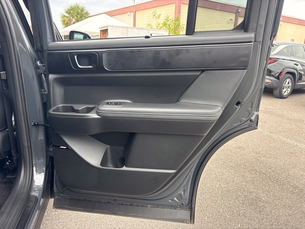Used 2025 Hyundai Santa Fe Calligraphy FWD image 21