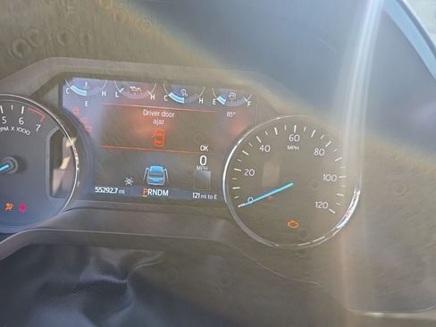 Used 2022 Ford Expedition Limited RWD image 11