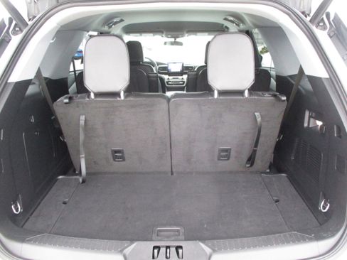 Used 2023 Ford Explorer XLT w/ Equipment Group 202A image 42