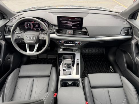 Used 2025 Audi Q5 2.0T Premium w/ Convenience Plus Package image 19