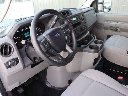 New 2025 Ford E-450 and Econoline 450 Super Duty w/ Power Equipment Group image 27