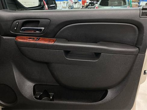 Used 2012 Chevrolet Tahoe LT image 26