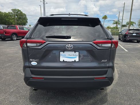 Used 2024 Toyota RAV4 XLE Premium w/ Weather Package FWD image 5