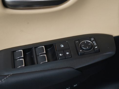 Used 2018 Lexus NX 300 AWD w/ Premium Package image 23