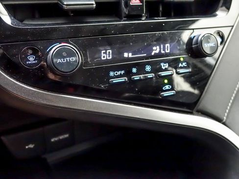 Certified 2023 Toyota Camry SE image 20