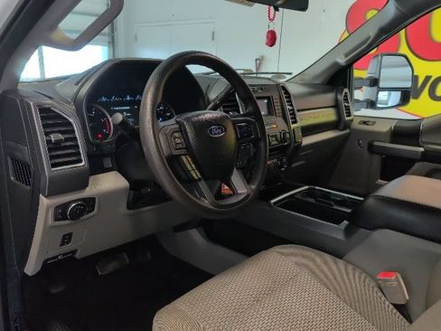 Certified 2018 Ford F350 XLT w/ XLT Value Package AWD/4WD image 10
