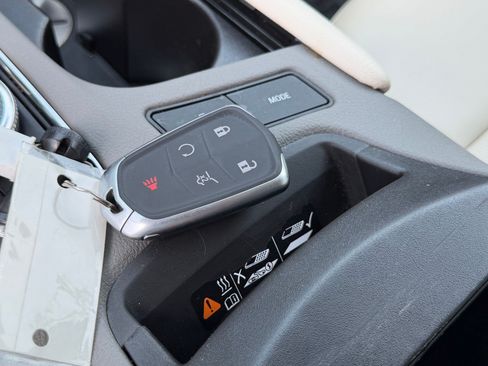 Used 2022 Cadillac XT5 Premium Luxury FWD image 43