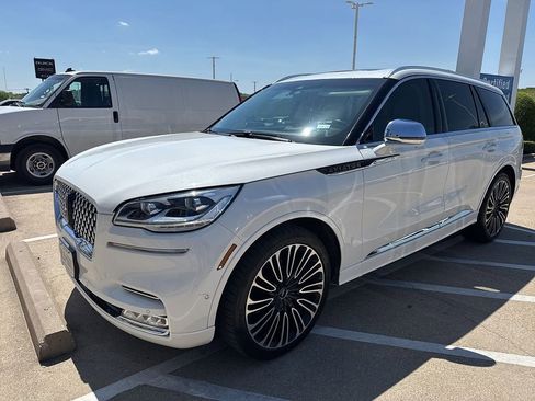 Used 2021 Lincoln Aviator Black Label w/ Dynamic Handling Package AWD/4WD image 3