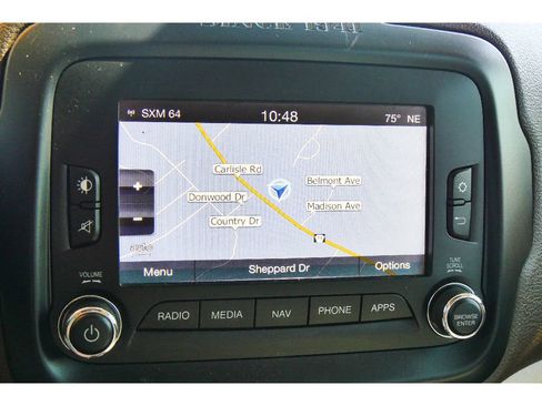 Used 2016 Jeep Renegade Limited FWD image 25