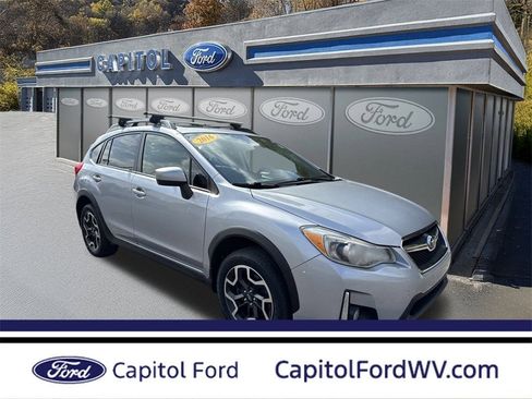 Used 2016 Subaru Crosstrek 2.0i Premium w/ Moonroof Package image 1