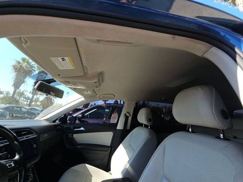 Used 2018 Volkswagen Tiguan SE FWD image 9