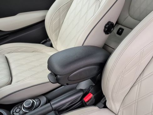 Used 2023 MINI Cooper S w/ Signature Upholstery Package FWD image 30