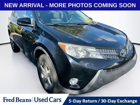 Used 2015 Toyota RAV4 XLE AWD/4WD image 1